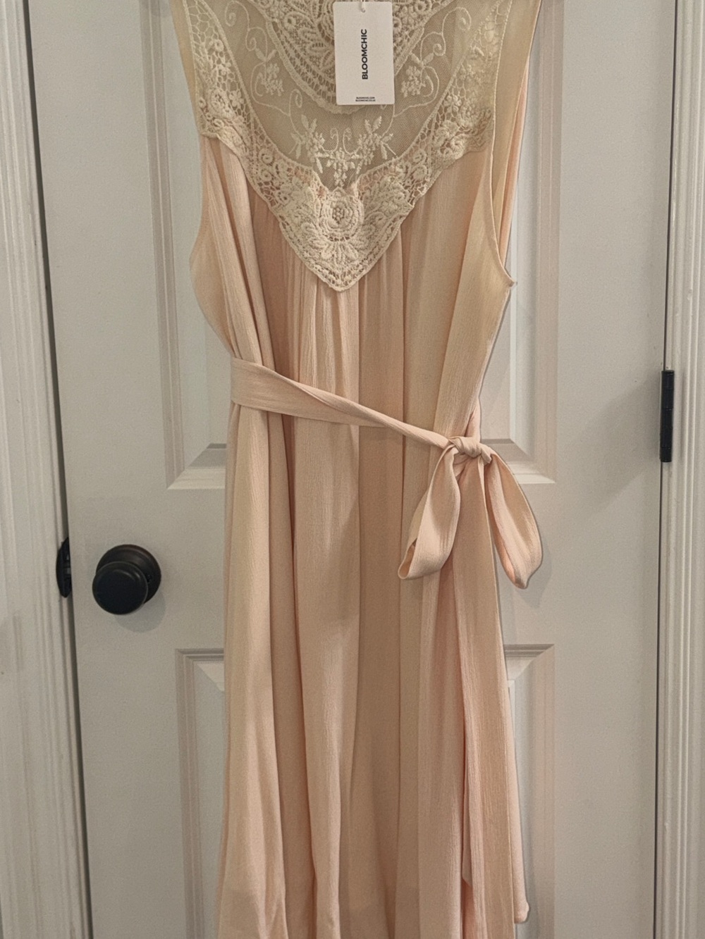 NWT BloomChic Blush Pink Lace Yoke Belted Dress Size 16